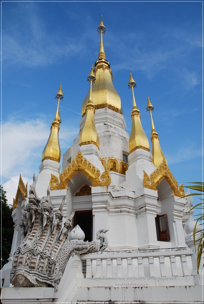 พระธรรมเจดีย์ศรีไตรภูมิ เจดีย์ทรงแปดเหลี่ยม ของวัดถ้ำคูหาสวรรค์