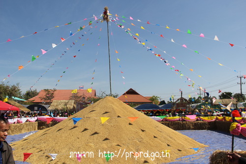 การสืบสานประเพณีบุญคูณลาน